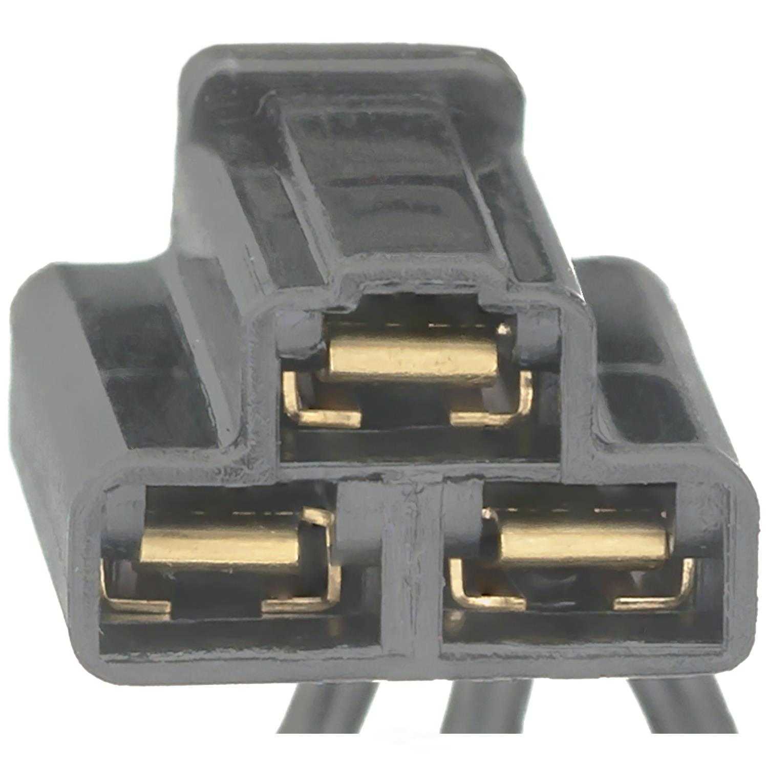 STANDARD MOTOR PRODUCTS - Engine Cooling Fan Motor Relay Connector - STA S-82